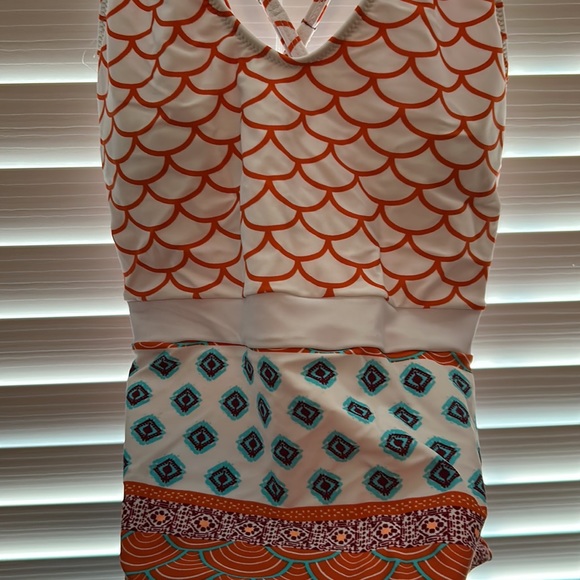 Fun orange one piece swimsuit - Picture 3 of 4